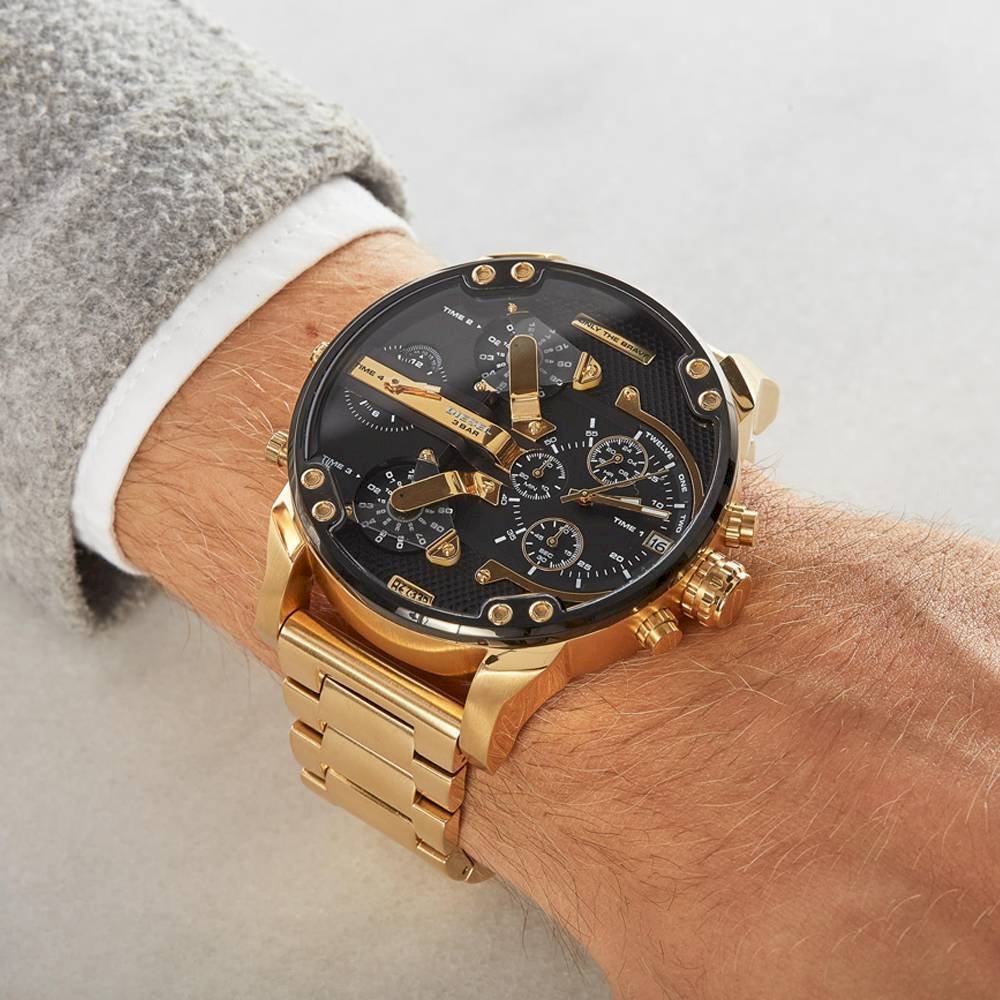 Diesel Mr Daddy 2.0 Chronograph Black Dial Gold Steel Strap Watch For Men - DZ7333