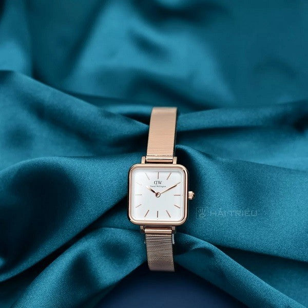 Daniel Wellington Quadro Studio White Dial Rose Gold Mesh Strap Watch For Women - DW00100517