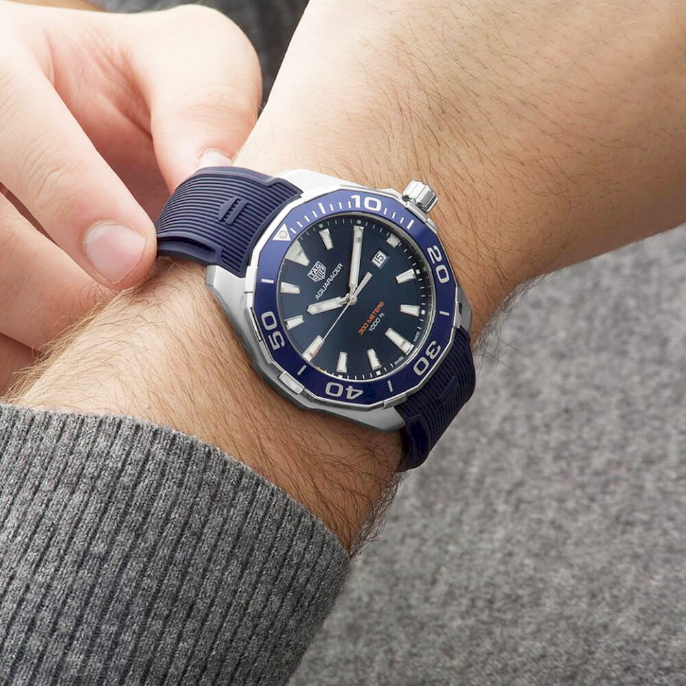 Tag Heuer Aquaracer Quartz Blue Dial Blue Rubber Strap Watch for Men -  WAY101C.FC6153