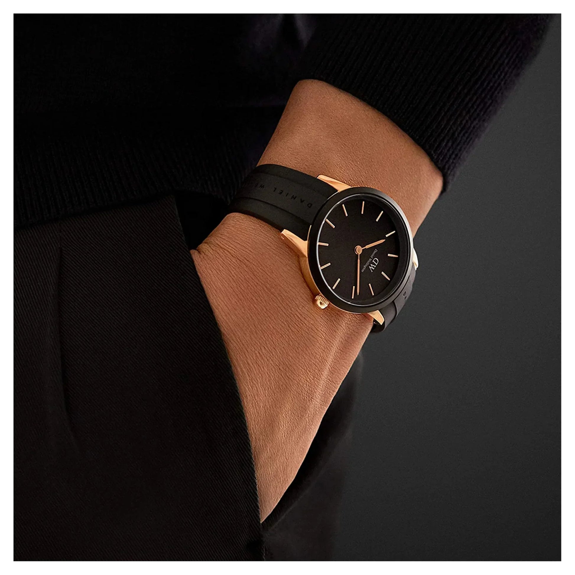 Daniel Wellington Iconic Motion Black Dial Black Rubber Strap Watch For Men - DW00100425