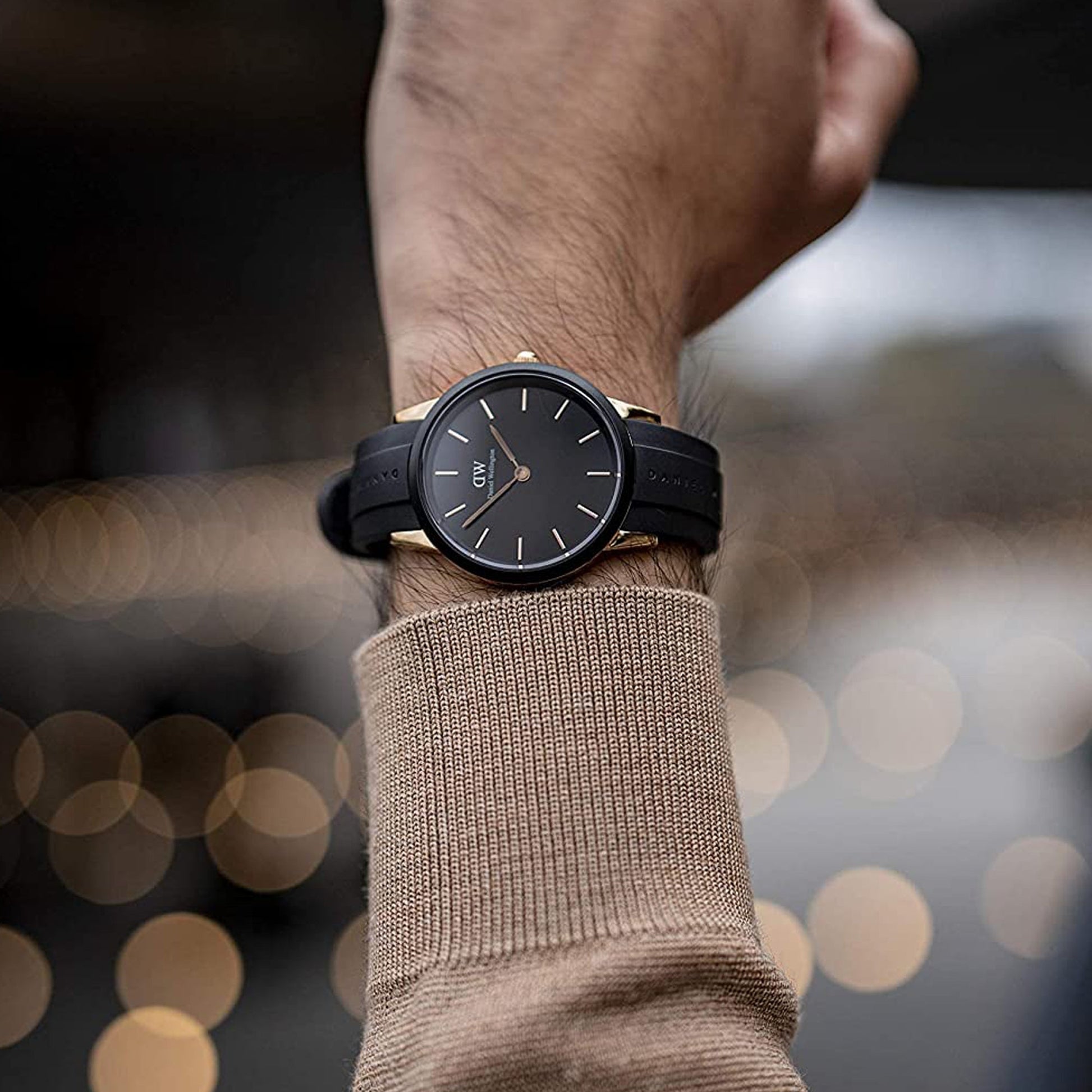 Daniel Wellington Iconic Motion Black Dial Black Rubber Strap Watch For Men - DW00100425