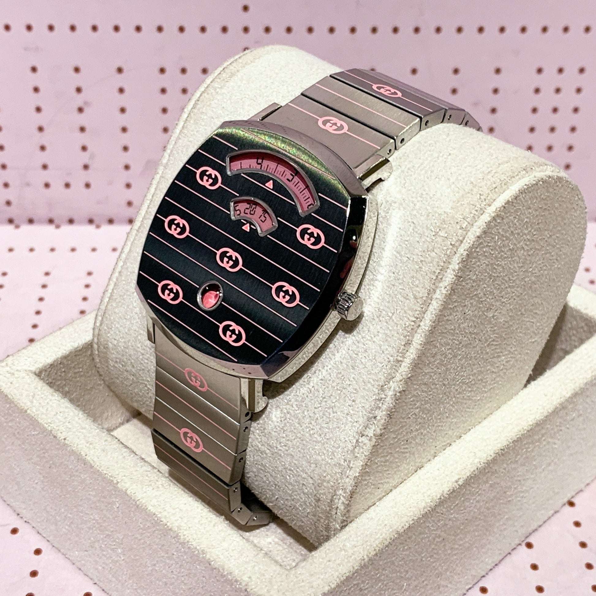 Gucci Grip Quartz Silver Dial Silver Steel Strap Watch For Women - YA157438