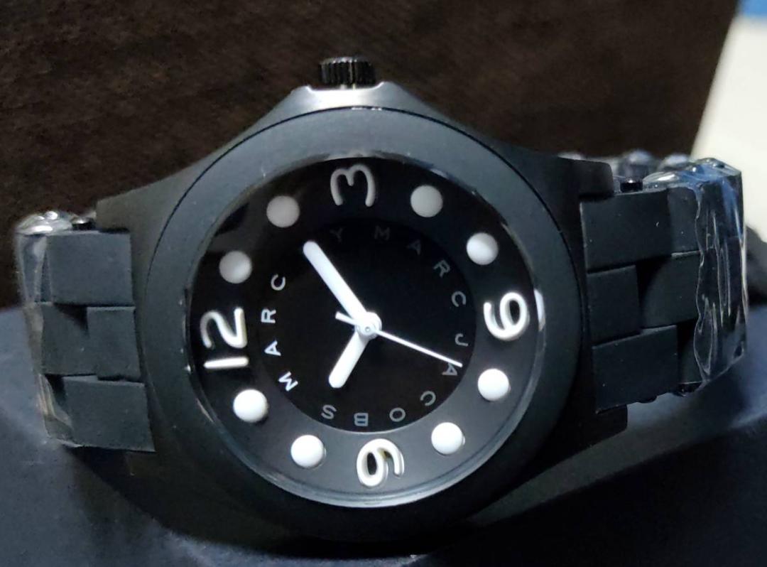 Marc Jacobs Pelly Black Dial Black Silicone Strap Watch for Women - MBM2507
