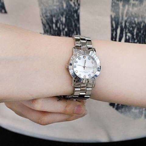 Marc Jacobs Amy White Dial Silver Steel Strap Watch for Women - MBM3217