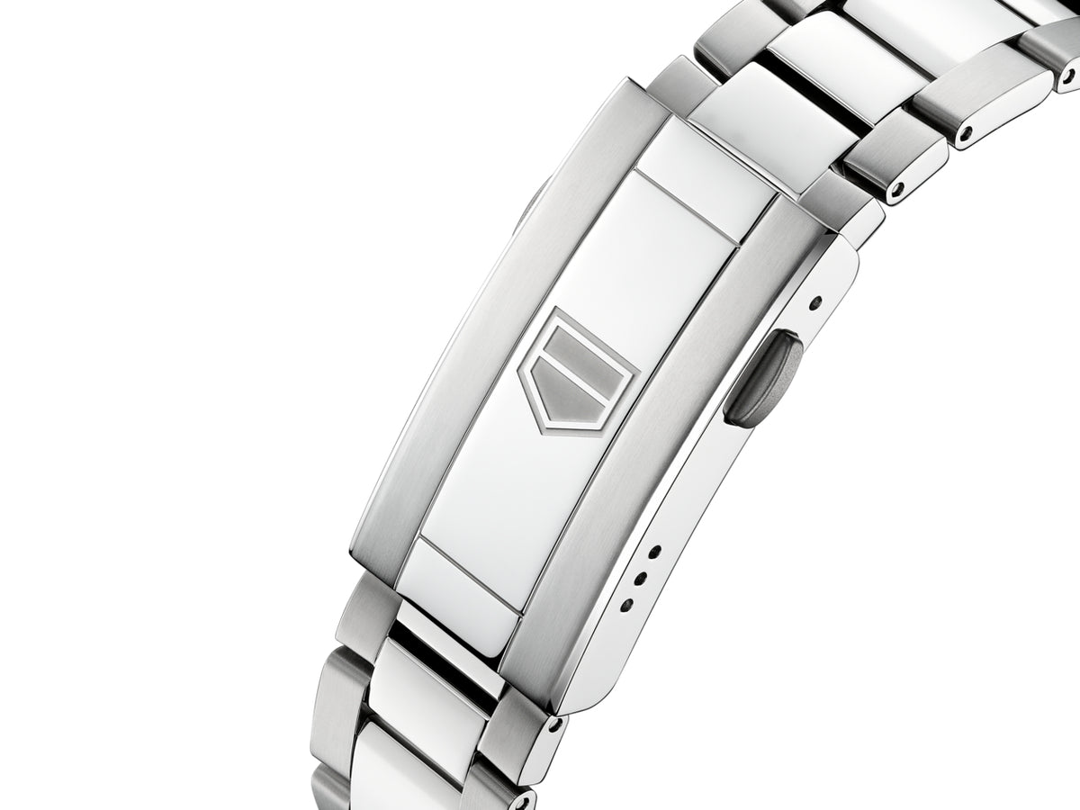Tag Heuer Aquaracer Professional 200 Solargraph Quartz Black Dial Silver Steel Strap Watch for Men - WBP1114.BA0000