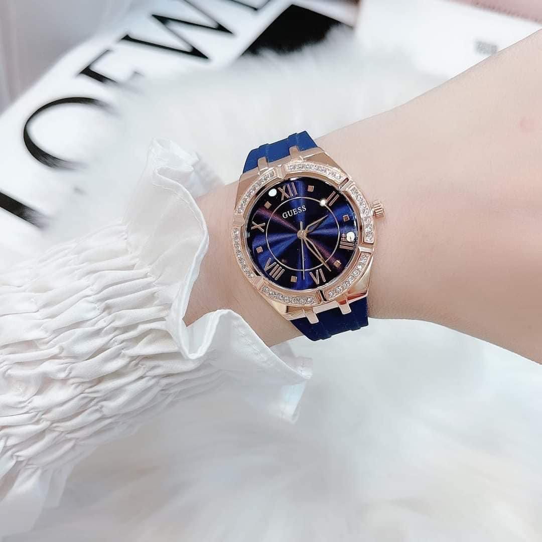 Guess Cosmo Diamonds Blue Blue Dial Blue Silicone Strap Watch for Women - GW0034L4