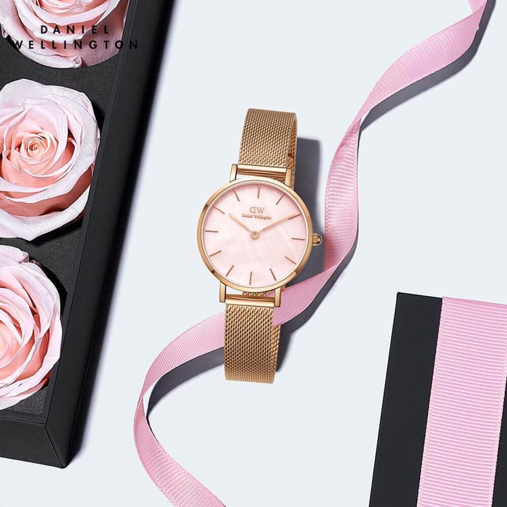 Daniel Wellington Petite Melrose Mother of Pearl Pink Dial Pink Mesh Strap Watch For Women - DW00100513
