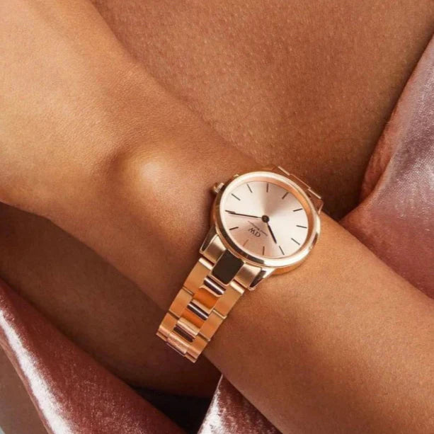 Daniel Wellington Iconic Link Unitone Rose Gold Dial Rose Gold Steel Strap Watch For Women - DW00100401